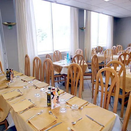 ホテル La Source 3*