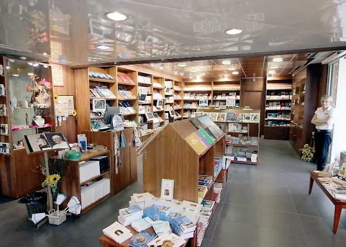 La Source מלון לורדה