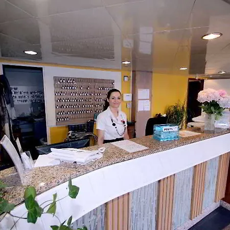 La Source 3* 루르드